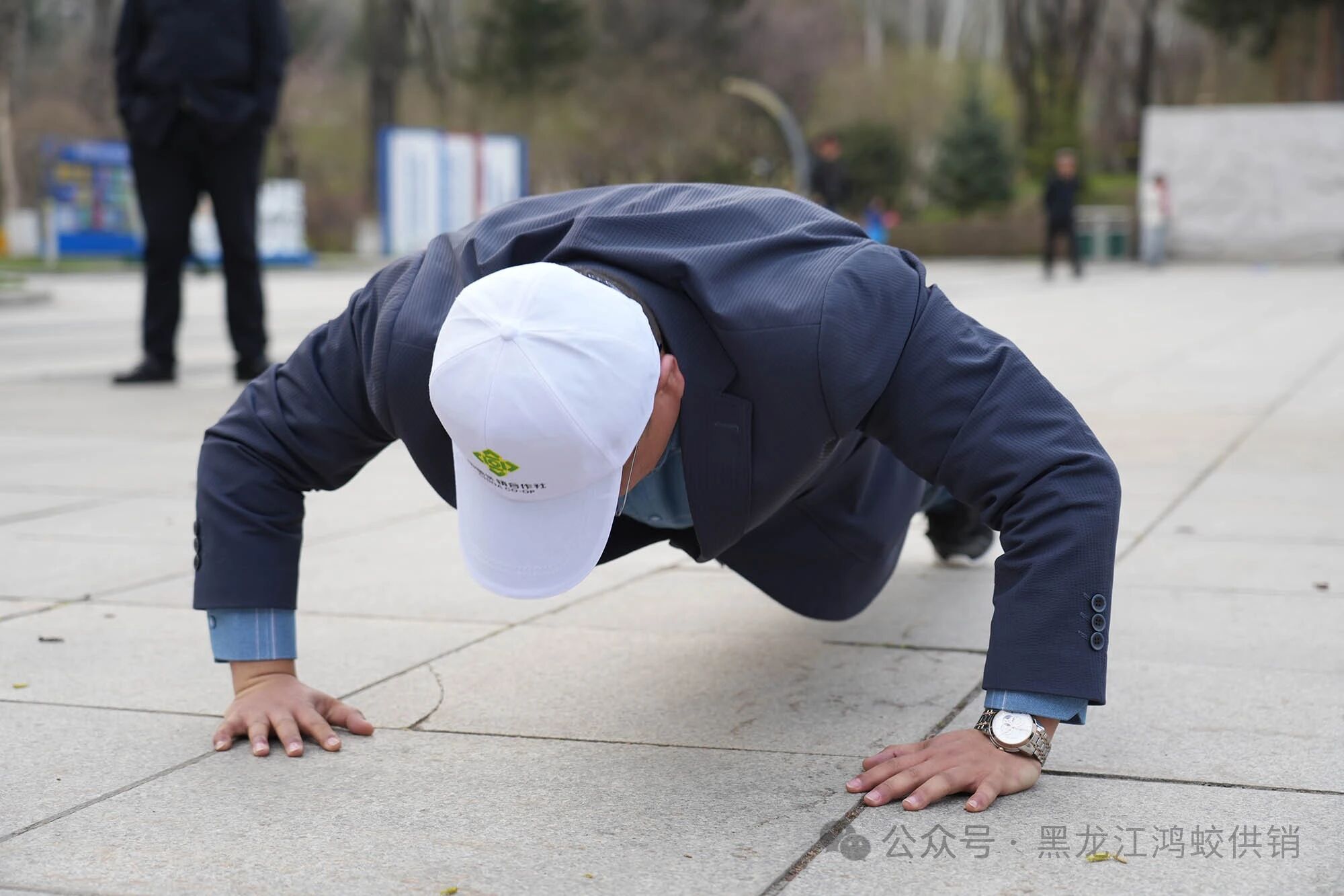 鸿蛟聚力 春野同行——鸿蛟供销组织开展五一户外团建活动